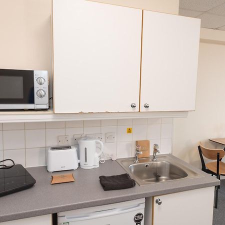 Superior En-Suite Apartment 6 Plymouth Exterior photo